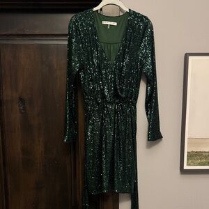 New never worn Trina Turk Emerald Green Sequin Mini Dress